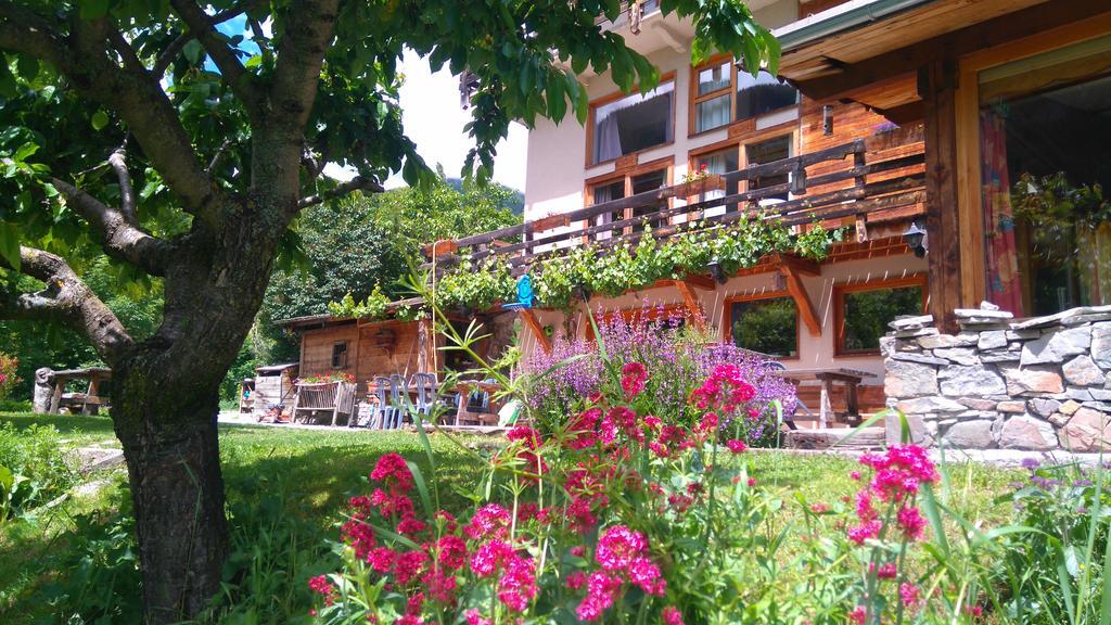 Hotel Restaurant Gites Les 5 Saisons Freissinieres Ngoại thất bức ảnh